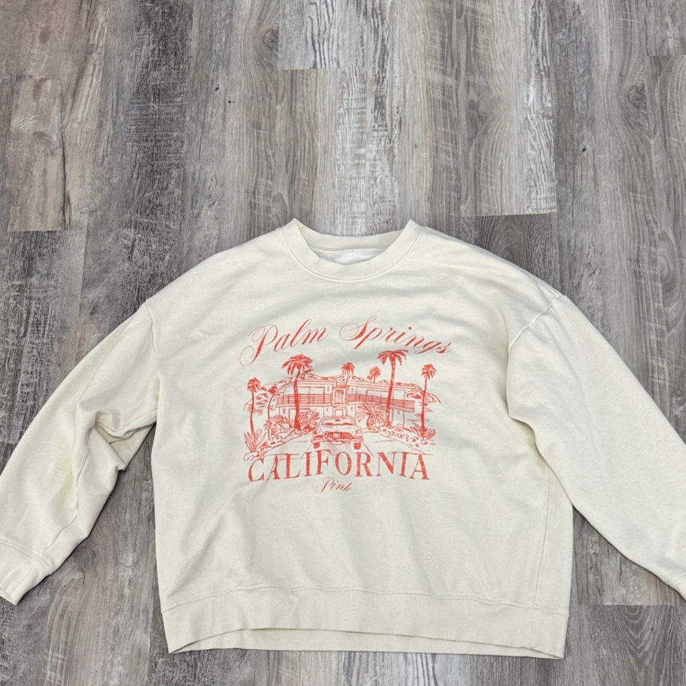 Buckle Cream and Red Graphic Sweatshirt
